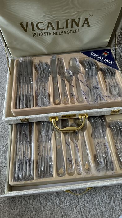 Столовый набор на 12 персон