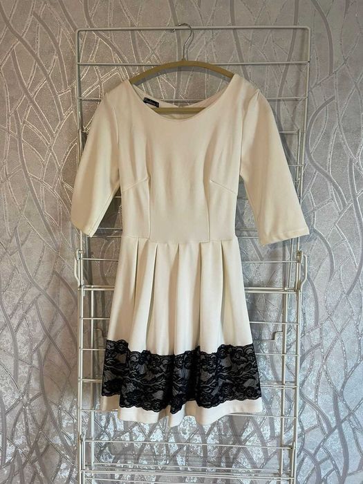 Платье на изящную девушку