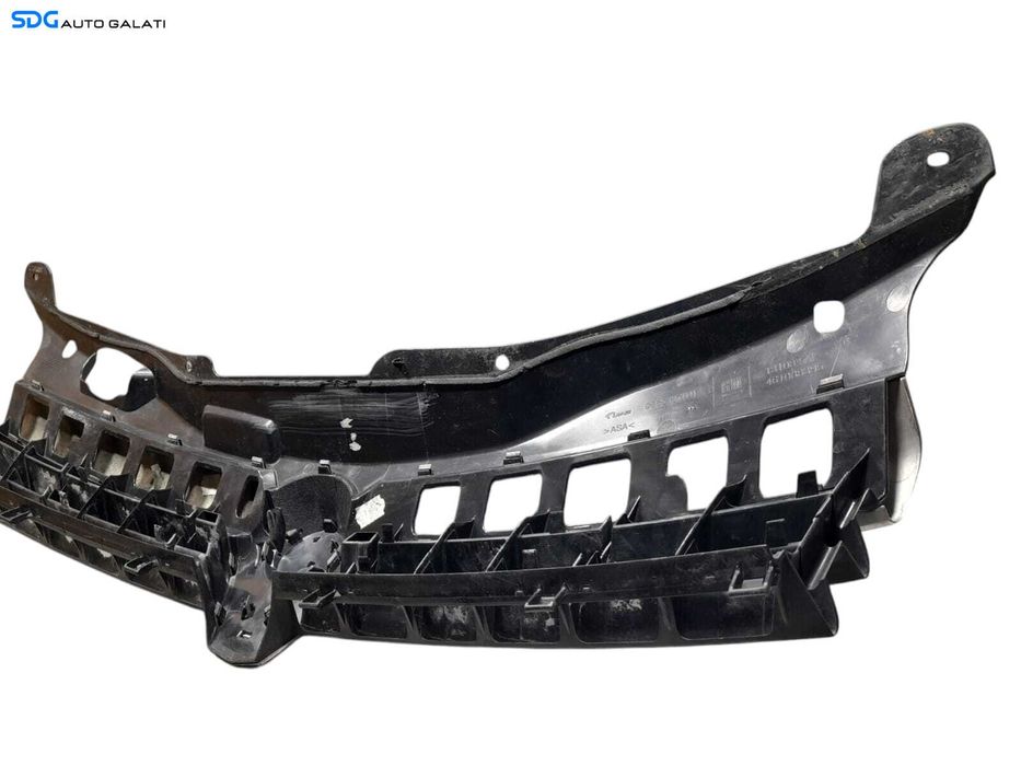Grila Centrala cu Emblema Sigla de pe Bara Spoiler Fata Opel Astra H 2004 - 2010 Cod 13108471 131154225 461088395 [N0618]