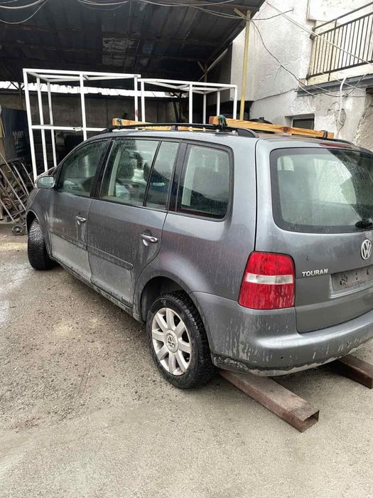 VW TOURAN Автоматик на части