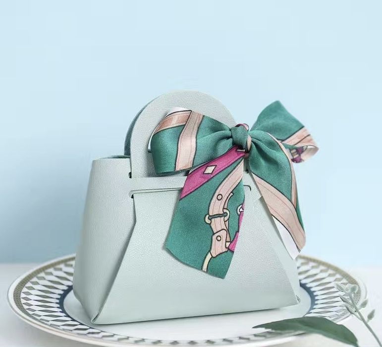 Бонбоньерки, тойбастары