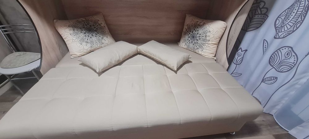 Продается диван-тахта