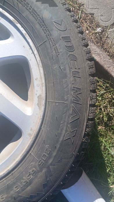 Продам зимнюю резину на литье