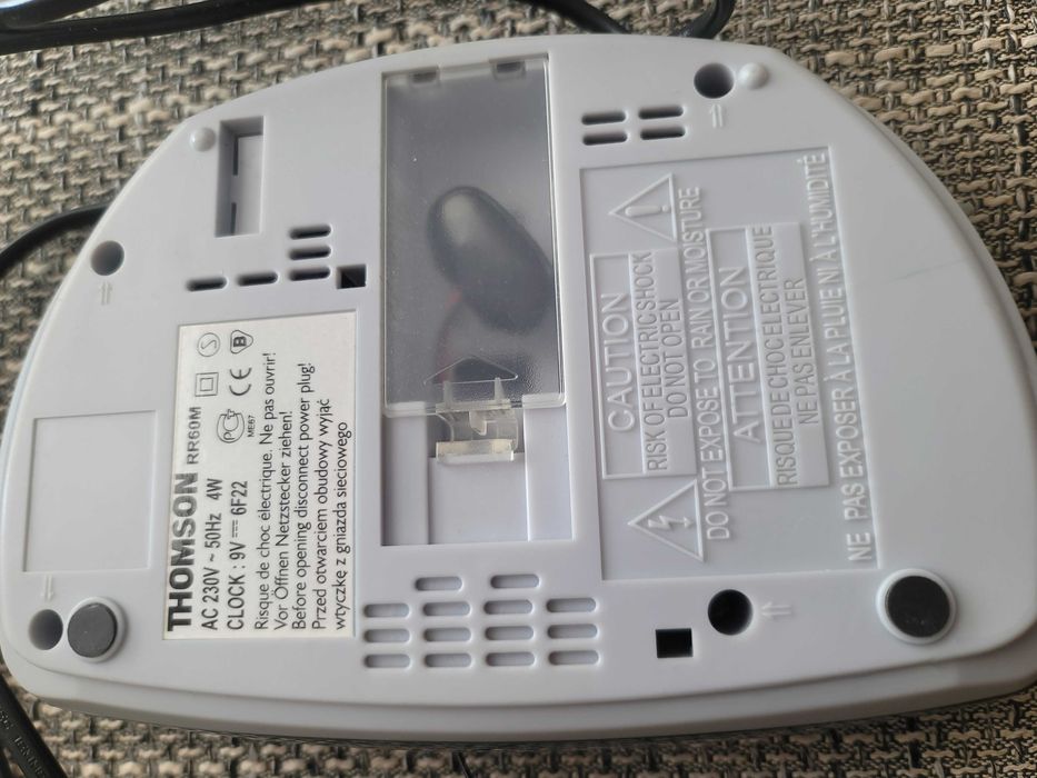 THOMSON RR60M радио будилник от Германия