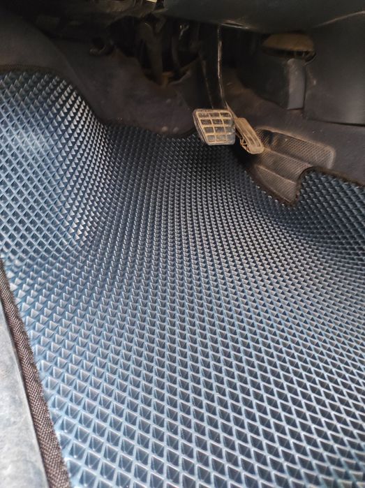 EVA коврики в машину на заказ