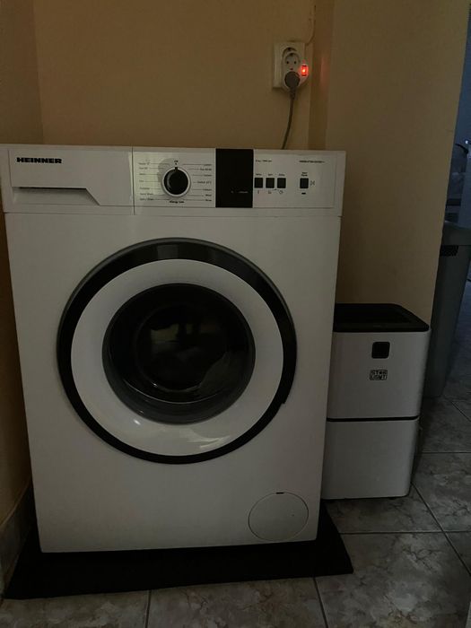 Dau spre închiriere apartament 3 camere