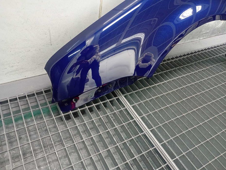 Aripa Fata Stanga VW Golf 4 IV An 1998-2004 (LD5Q (Albastru))