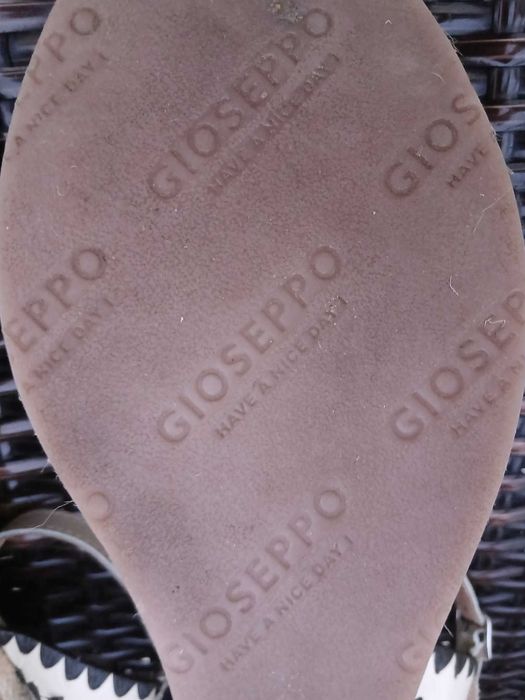 Кожени сандали естестена кожа  на платформа Gioseppo – Като нови!-39 номер