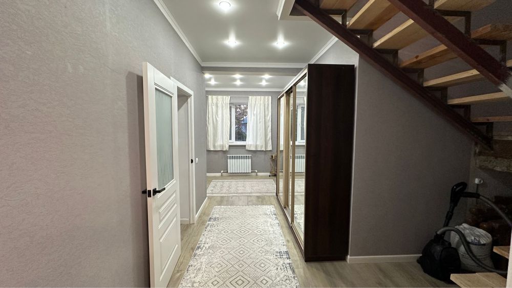 Продам мансардный дом