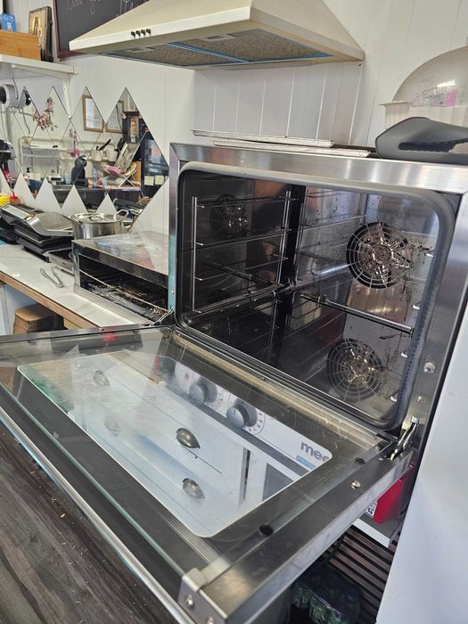 Конвектомат за печива