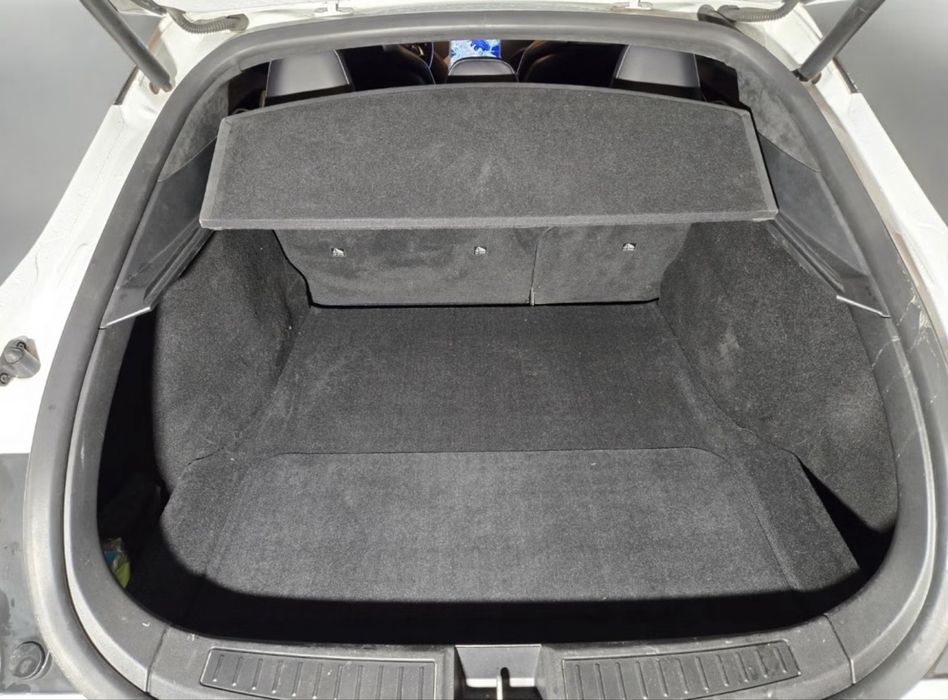 Tesla S90 D 520 CP all wheel drive