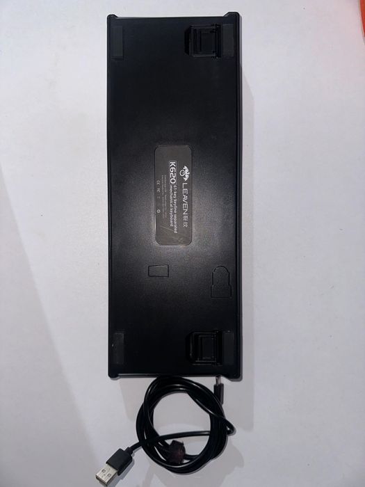 Продам клавиатуру