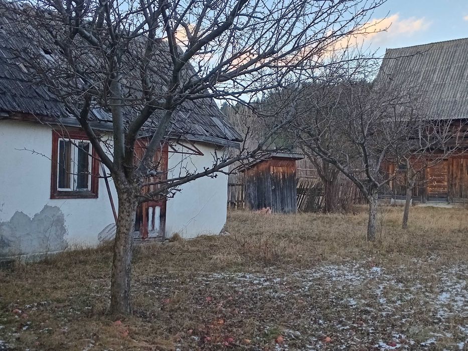 Casa de vanzare sau schimb cu garsoniera M.Ciuc sau Bv