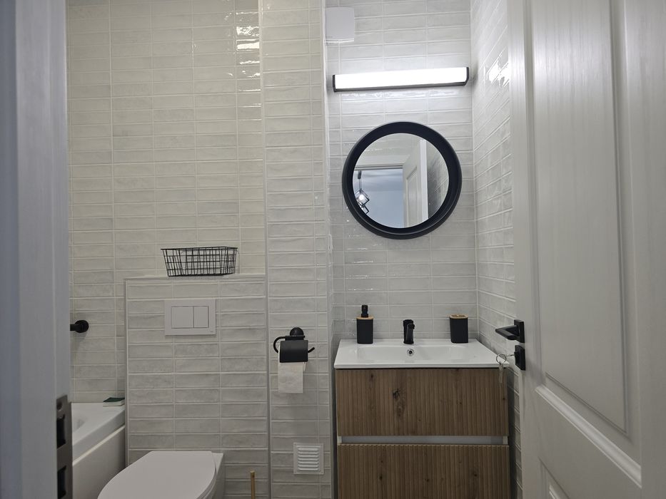 Închiriez Studio, bloc nou zona Cetate  470E