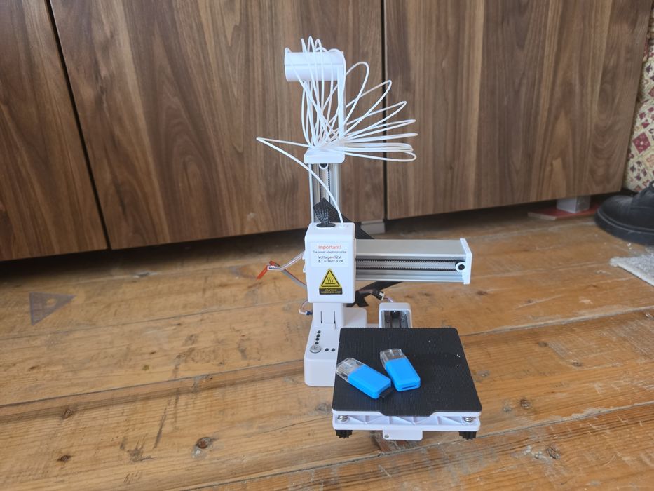 Imprimantă 3D EasyThreed K10 Mini – stare foarte bună **CITITI DESCRIEREA PT DETALII**
