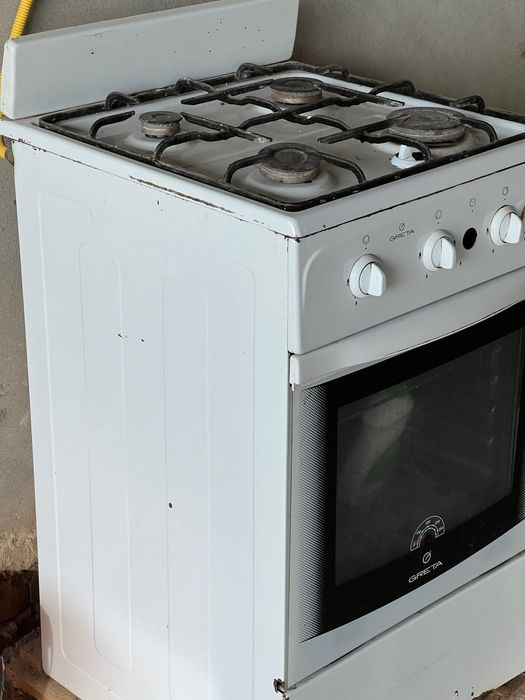 Hali yangidek kop ishlatilmagan duxopkali gaz sotiladi