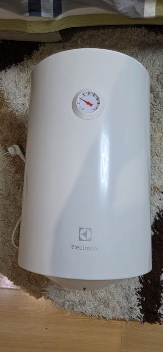 Бойлер Elektrolux