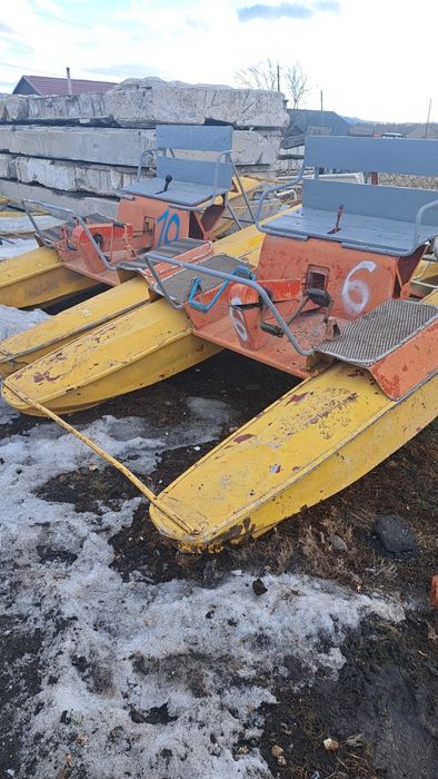 Катамараны янтарь