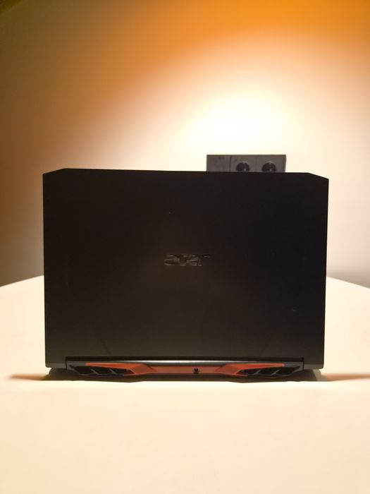 Acer Nitro 5 AN515
