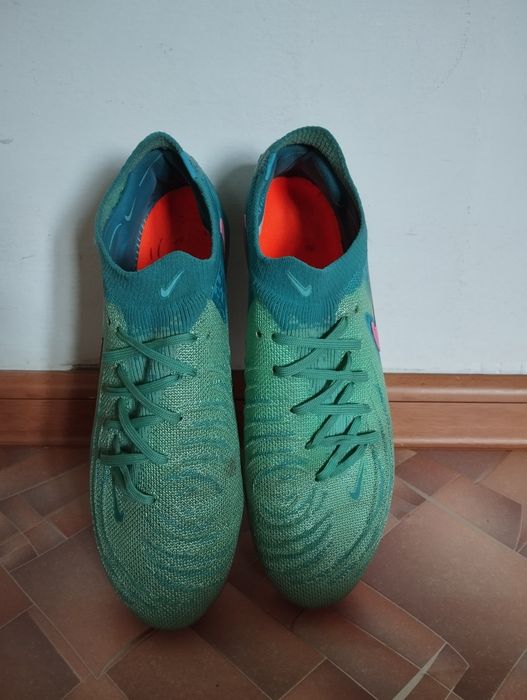 Продам бутсы Nike