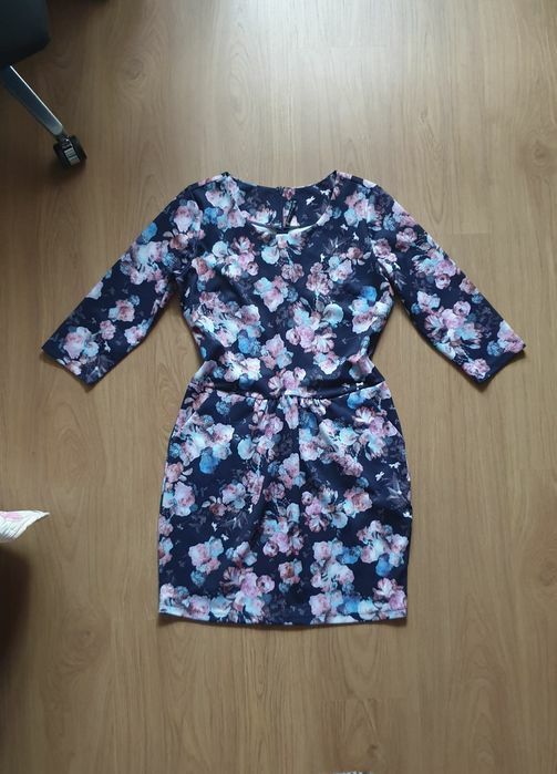 Lot haine xl (geaca Timeout, rochie, cardigan Stradivarius)
