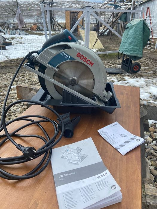 Circular de mână 2200w