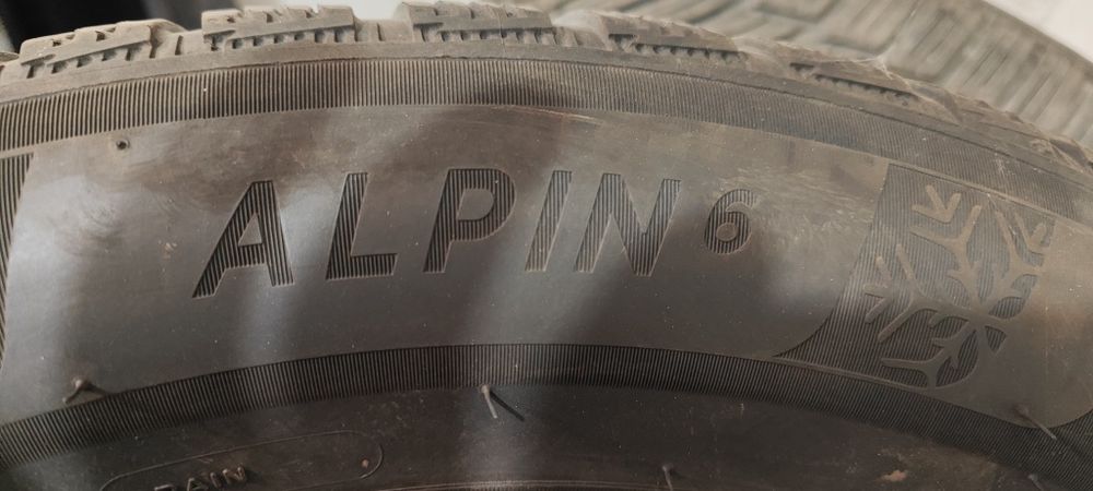 Зимни гуми Michelin Alpin 6  215/60/R17