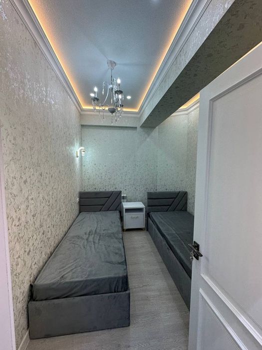 Срочно прадаётся квартира васток поворот