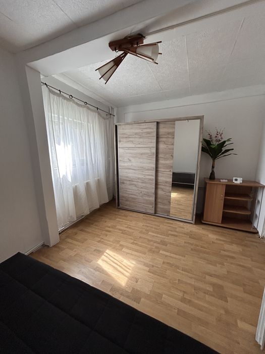 Inchiriez apartament 2 camere