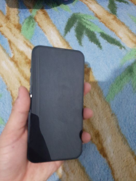Iphone 13 синий