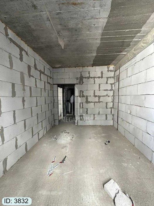 Buxoro shahri 7-chi  mikrda 1xona karobka sotiladi №3832