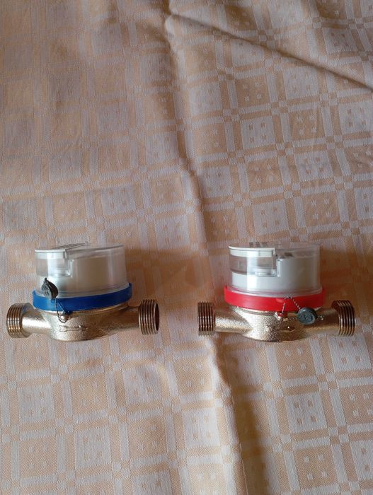 Продава водомери БЕЛАСИЦА 2 бр.