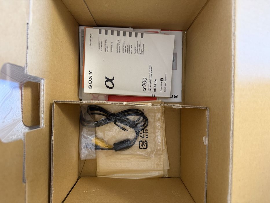 Продам фотоаппарат Sony a200