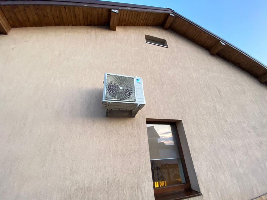 Montaj Aer Conditionat & Incarcare Freon & Igienizare