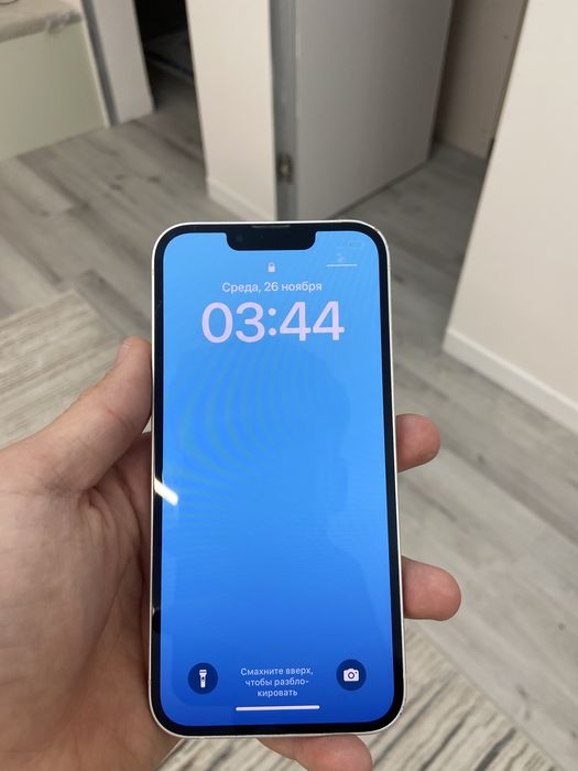 Айфон 13, срочно полный комплект