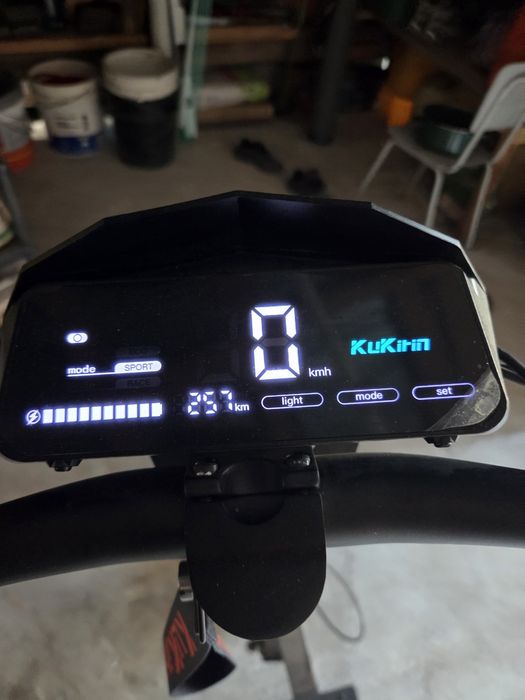 Trotineta kukirin g2