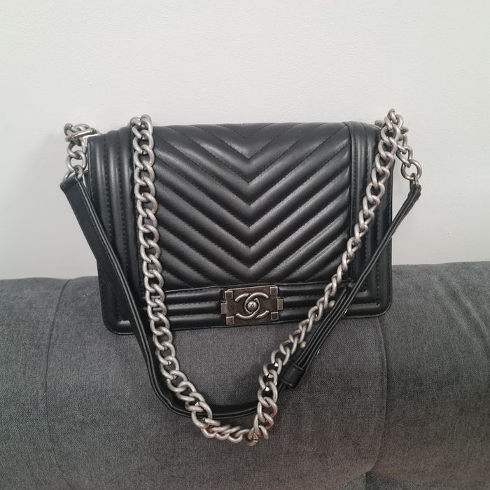 Чисто нова чанта chanel естествена кожа