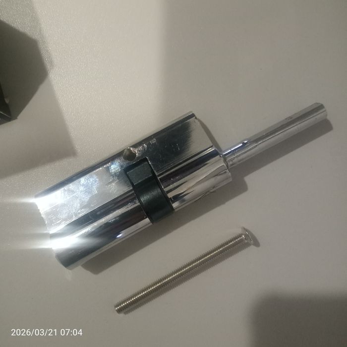 Продам сердцевину со штоком