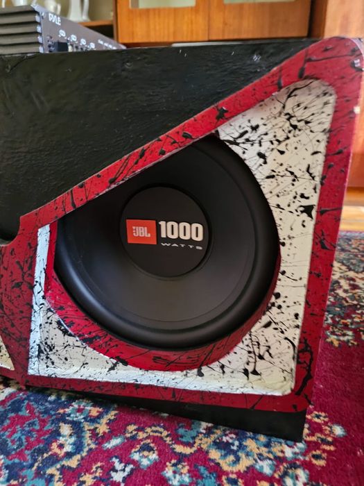 subwoofer auto in stare inpecabila