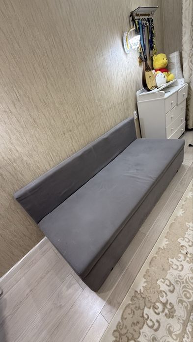 Компактный раскладной диван