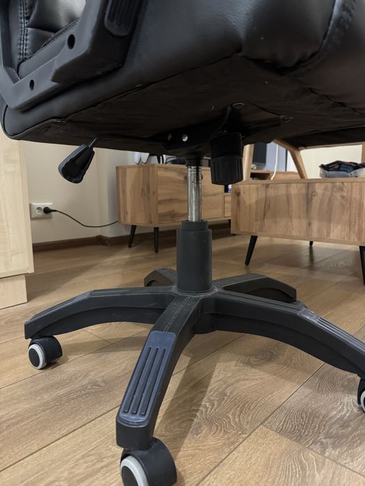 Продаю Кресло (Мажор)