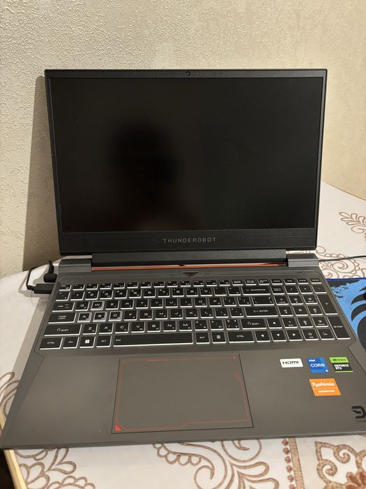 Продам ноутбук Thunderobot 911