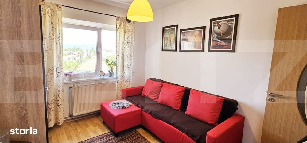 Apartament cu 3 camere, decomandat, str.Mikes Kelemen