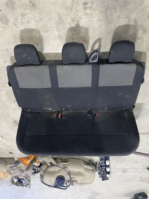 Задна седалка за Dacia Dokker