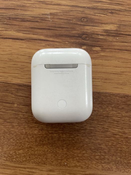 Vand airpods impecabile