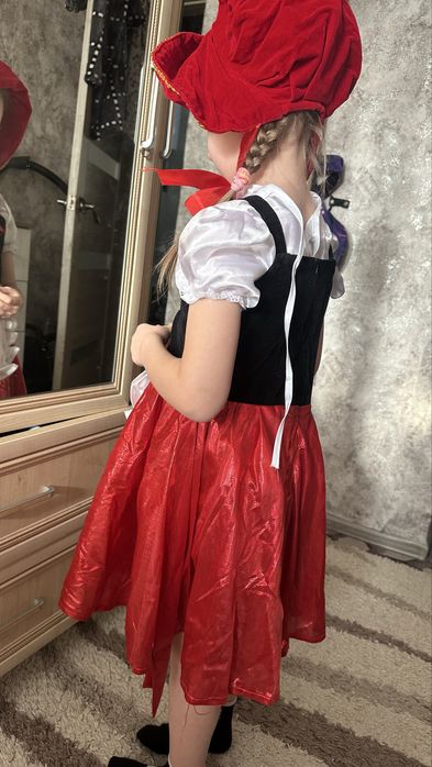 Продам костюм красной шапочки