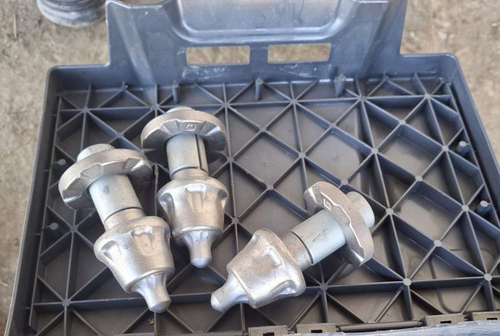 Дорожный фреза зуб оригинал(германиский)