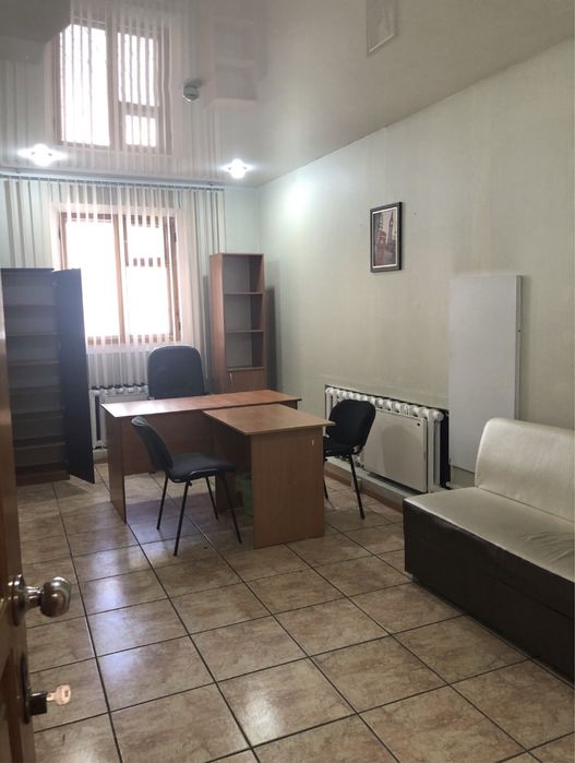 Офис   20 кв    2 этаж.