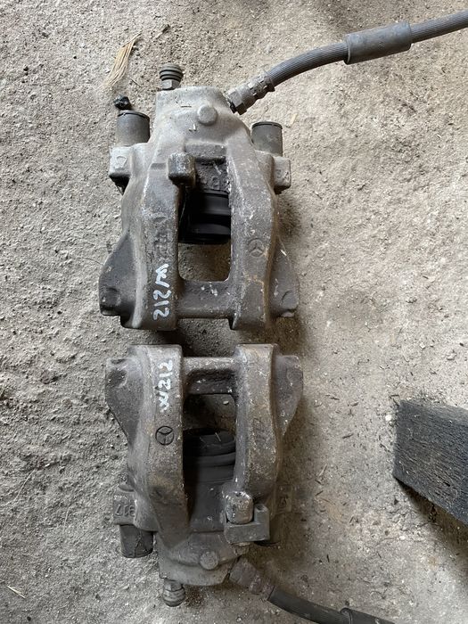 Etrier frana stanga / dreapta spate Mercedes w204 w212 e class