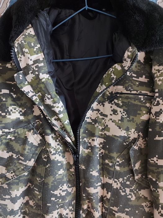 Продам куртку 5 000 тенге